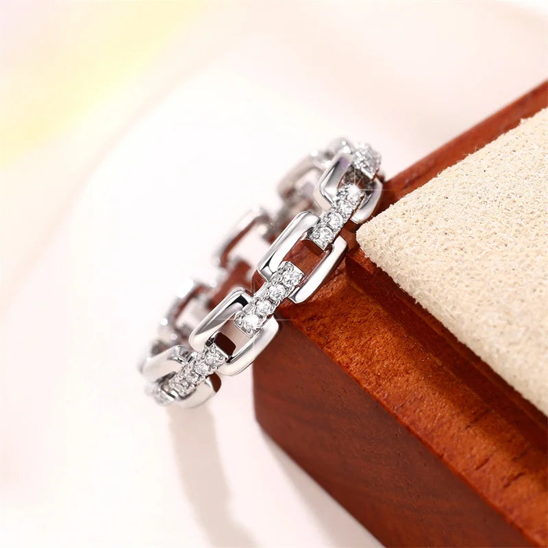 Chain-Link Ring
