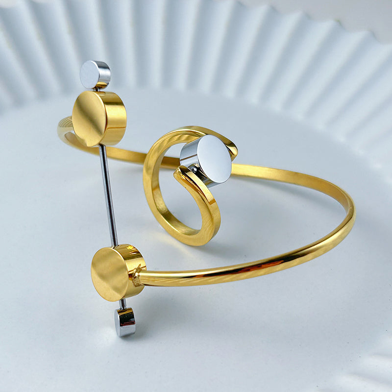 Astria Orbit Bracelet