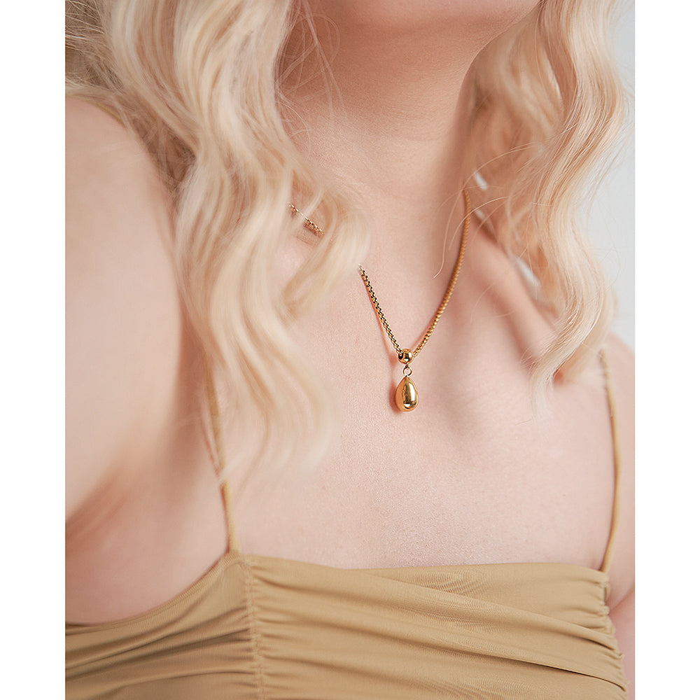 Edena Rain Drop Pendant Necklace
