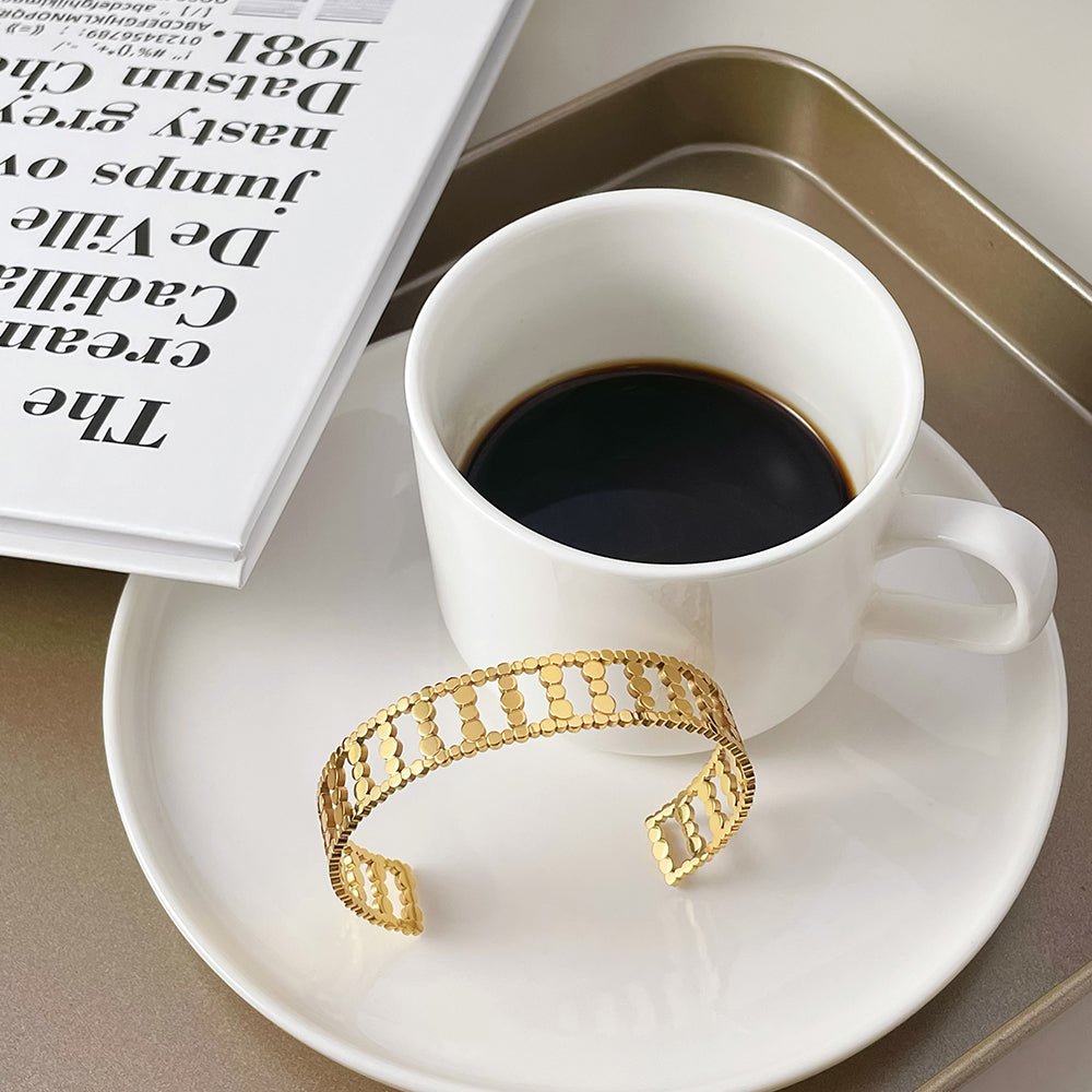 Zara Round Dot Bracelet