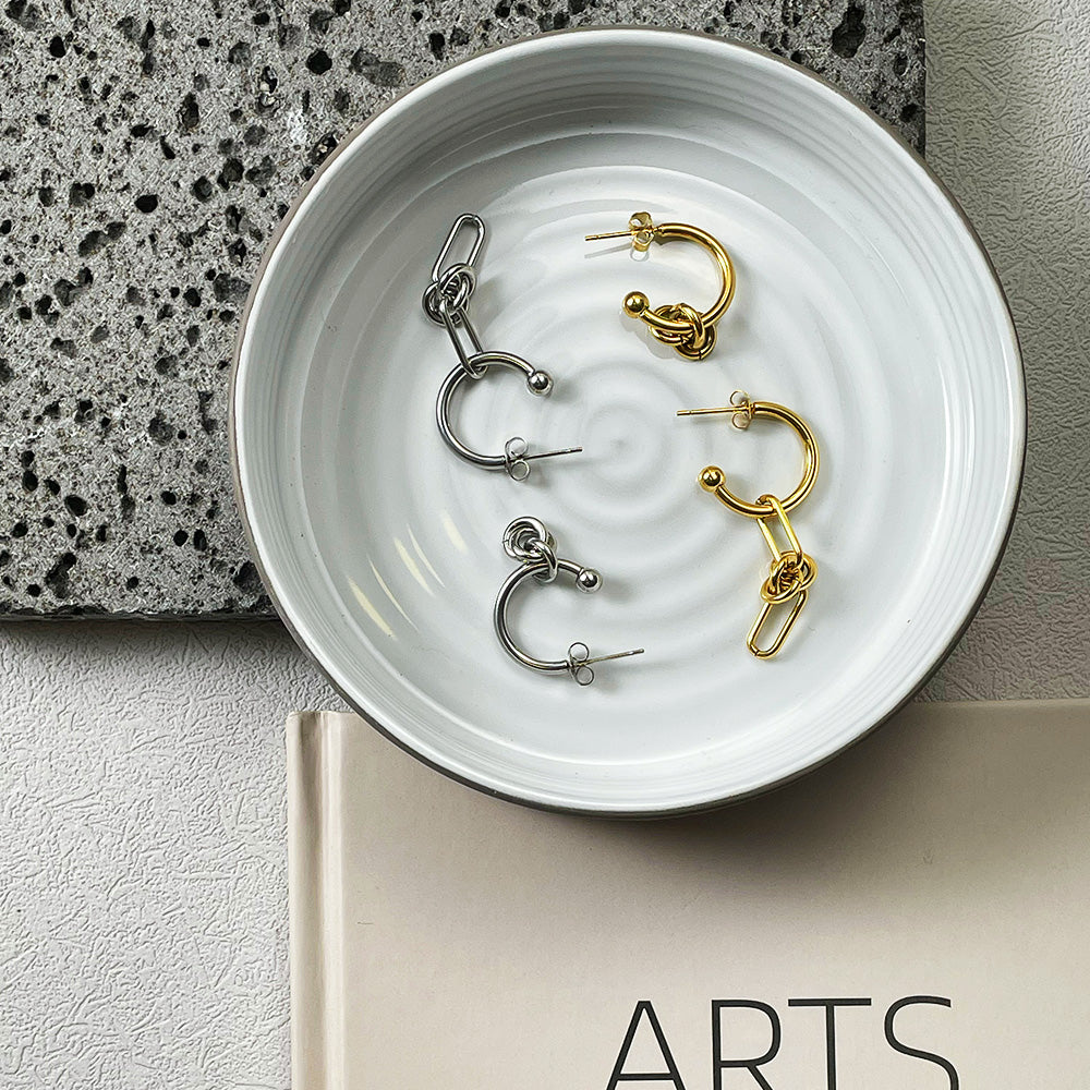 Nyra Knot Earrings
