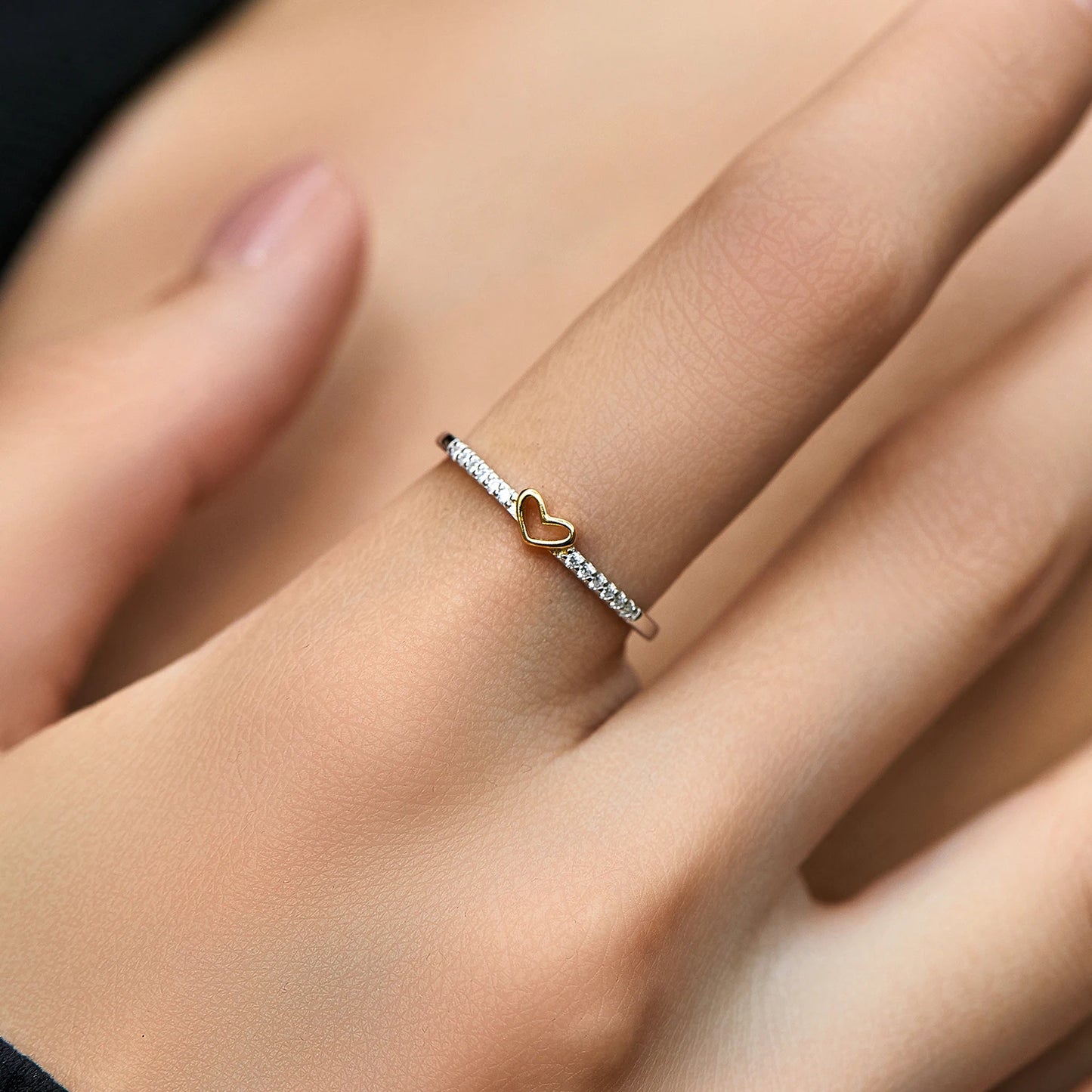 Heartline Ring