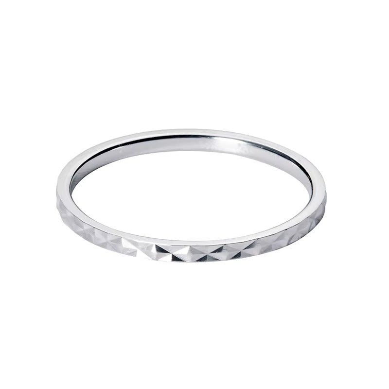 925 sterling silver diamond-cut ring