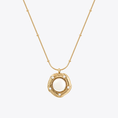 Daphne Pearl Pendant Necklace