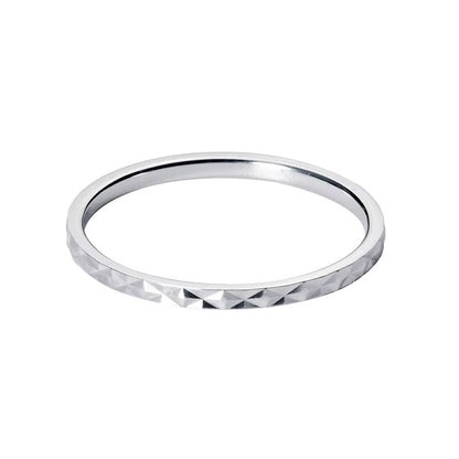925 sterling silver diamond-cut ring