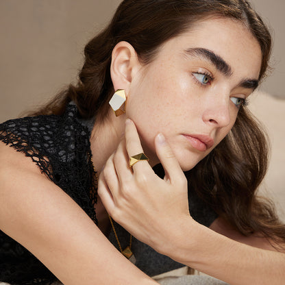 Selah New In Earrings